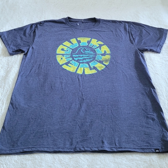 Quiksilver🏄‍♂️ Logo Graphic Tee👕 - NWOT - Picture 10 of 11